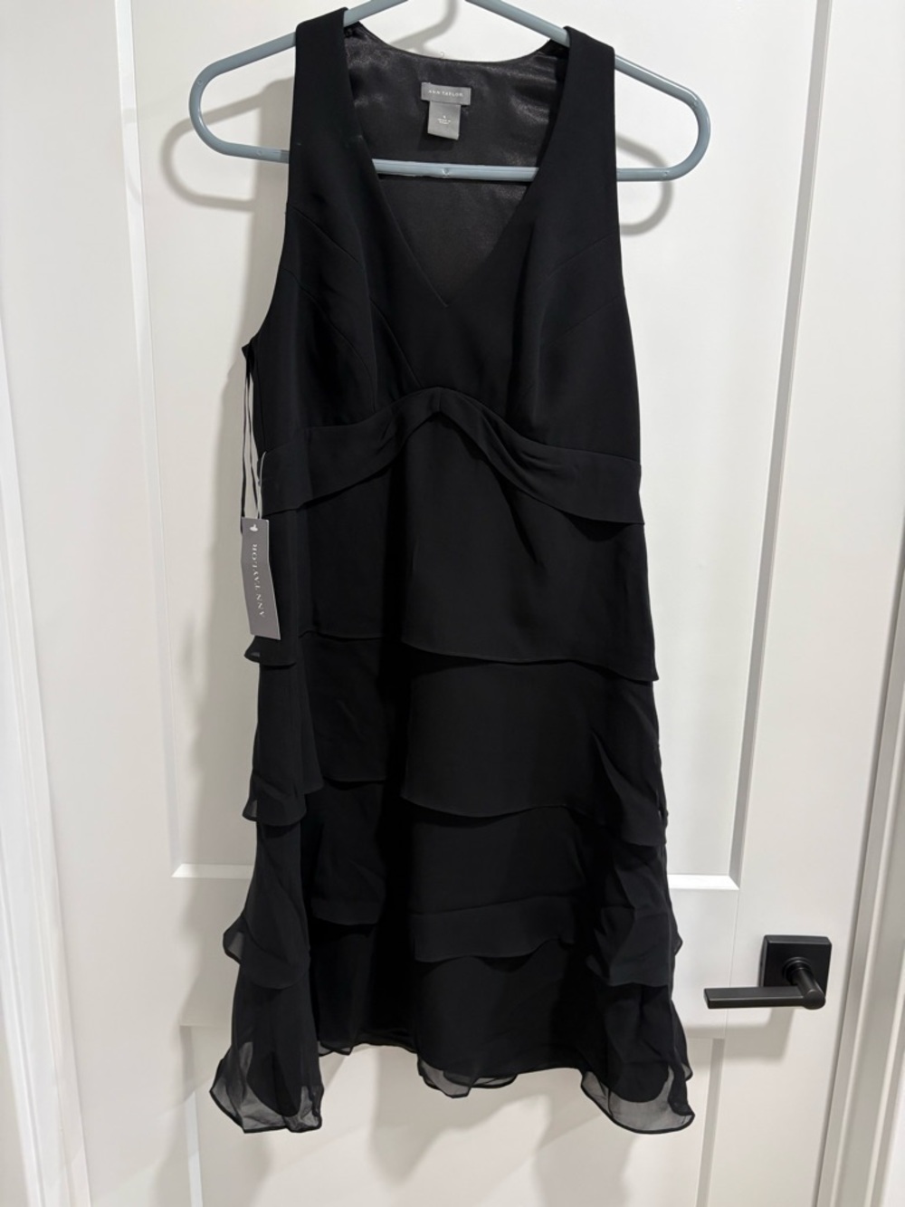 Ann Taylor Black Sleeveless V-Neck Layered Midi Dress